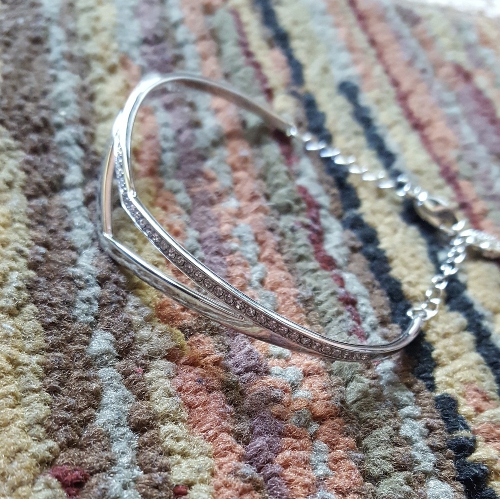 XxSOLDxX SWAROVSKI Silver "V" Crystal Bracelet - Picture 5 of 8